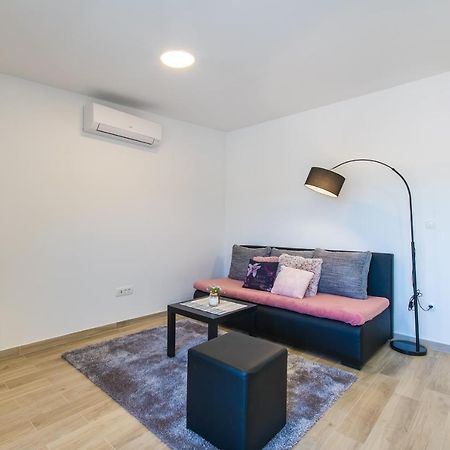 Apartment Finta Rogotin Екстер'єр фото