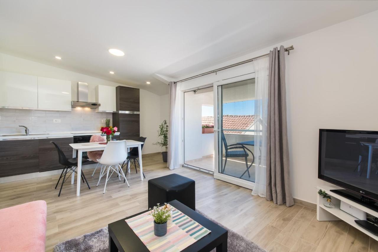 Apartment Finta Rogotin Екстер'єр фото